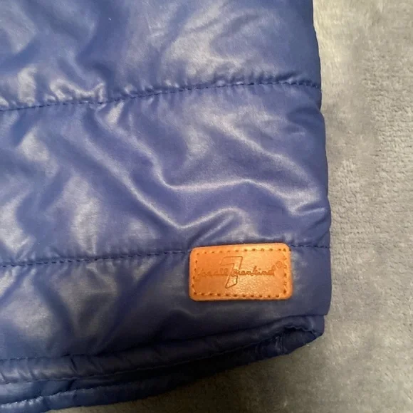7 For All Mankind Boy’s 18M Blue Puffer Vest - Picture 2 of 5